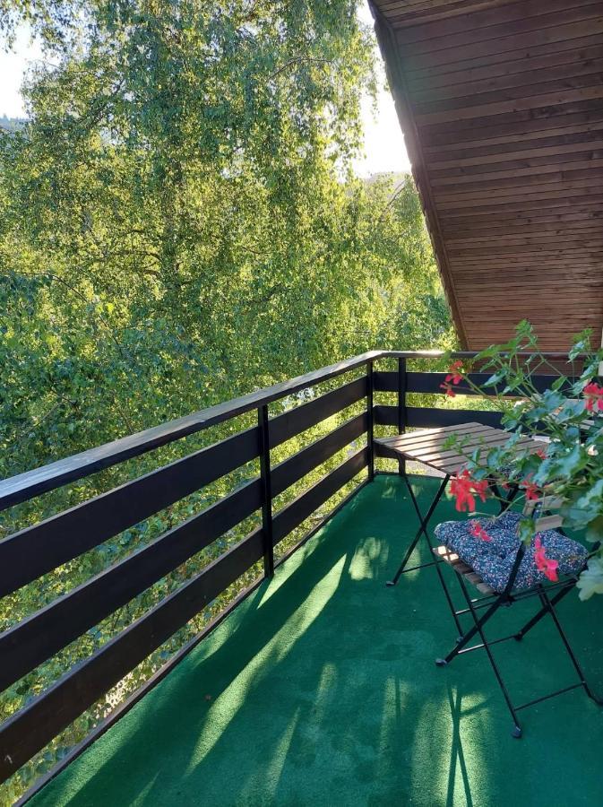 The Riverside Chill Hostel Блед Экстерьер фото